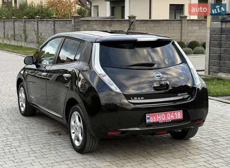 Хэтчбек Nissan Leaf 2014 в Ровно