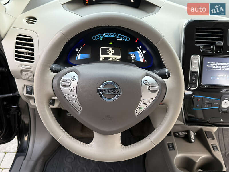 Хэтчбек Nissan Leaf 2014 в Ровно