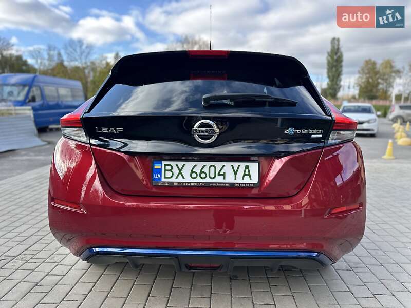Хэтчбек Nissan Leaf 2018 в Хмельницком