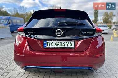 Хэтчбек Nissan Leaf 2018 в 