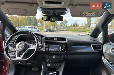 Хэтчбек Nissan Leaf 2018 в 
