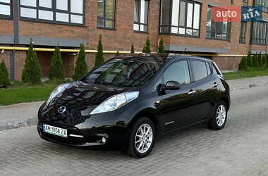 Хэтчбек Nissan Leaf 2014 в Житомире Хэтчбек Nissan Leaf 2014 в Житомире