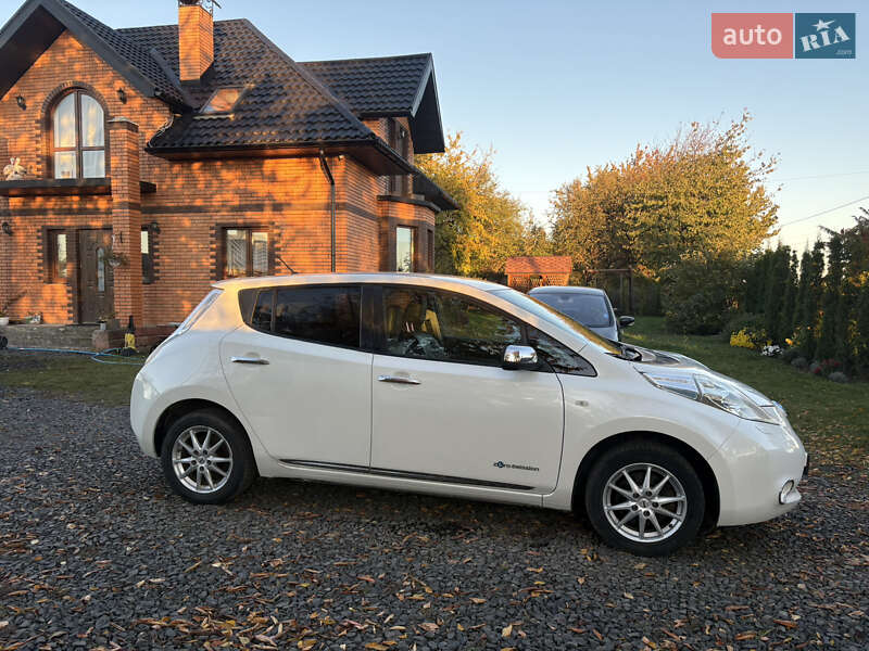 Хэтчбек Nissan Leaf 2014 в Луцке фото 3 Хэтчбек Nissan Leaf 2014 в Луцке