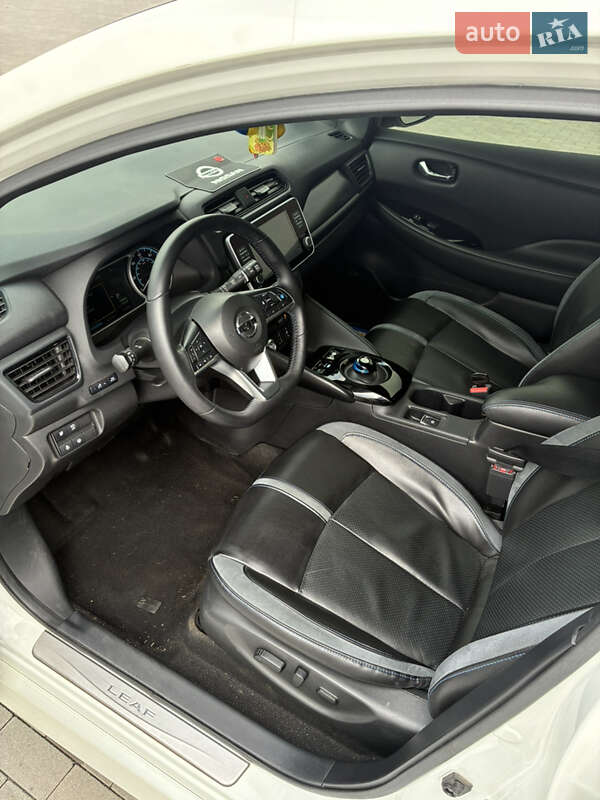 Хэтчбек Nissan Leaf 2021 в Киеве фото 12 Хэтчбек Nissan Leaf 2021 в Киеве