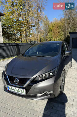 Хэтчбек Nissan Leaf 2020 в Борщеве