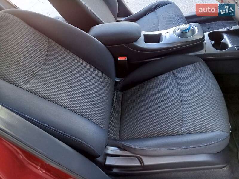 Хэтчбек Nissan Leaf 2013 в Белгороде-Днестровском фото 58 Хэтчбек Nissan Leaf 2013 в Белгороде-Днестровском