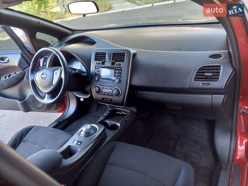 Хэтчбек Nissan Leaf 2013 в Белгороде-Днестровском фото 63 Хэтчбек Nissan Leaf 2013 в Белгороде-Днестровском