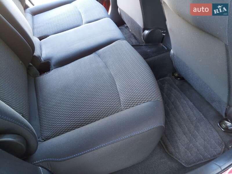 Хэтчбек Nissan Leaf 2013 в Белгороде-Днестровском фото 55 Хэтчбек Nissan Leaf 2013 в Белгороде-Днестровском