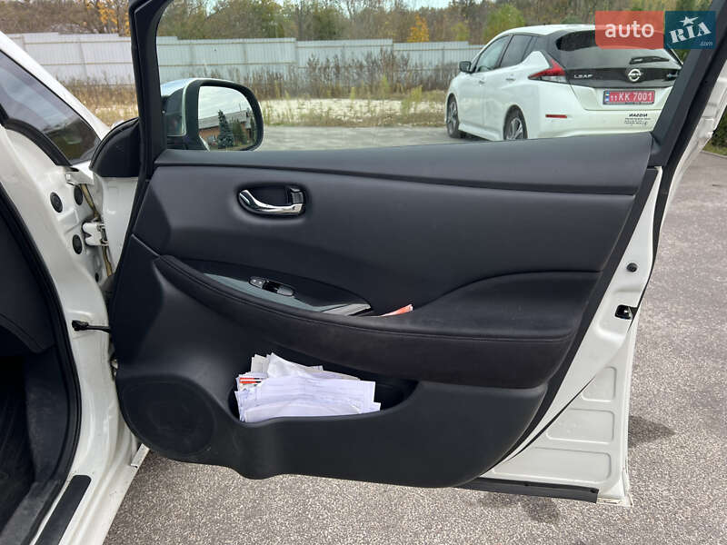 Хэтчбек Nissan Leaf 2014 в Харькове