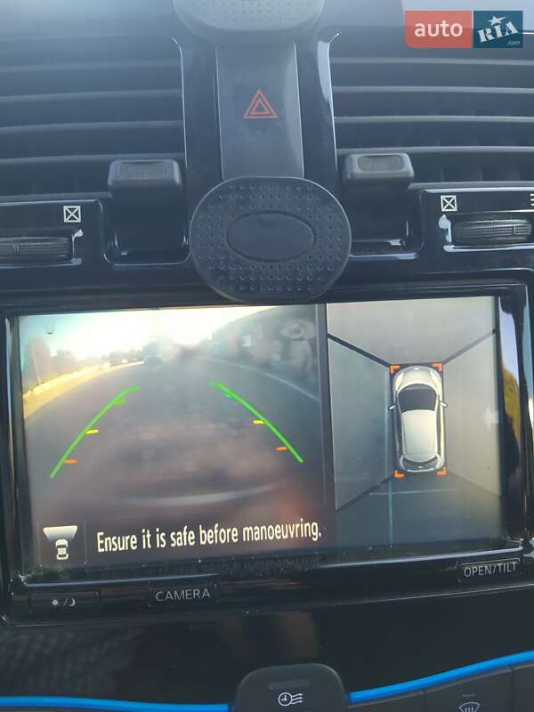 Хэтчбек Nissan Leaf 2015 в Луцке фото 16 Хэтчбек Nissan Leaf 2015 в Луцке