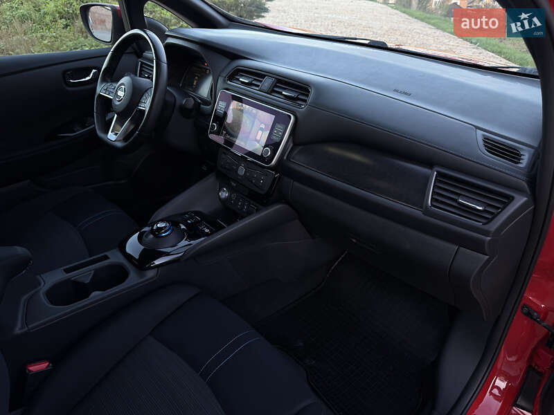 Хэтчбек Nissan Leaf 2020 в Тернополе фото 13 Хэтчбек Nissan Leaf 2020 в Тернополе