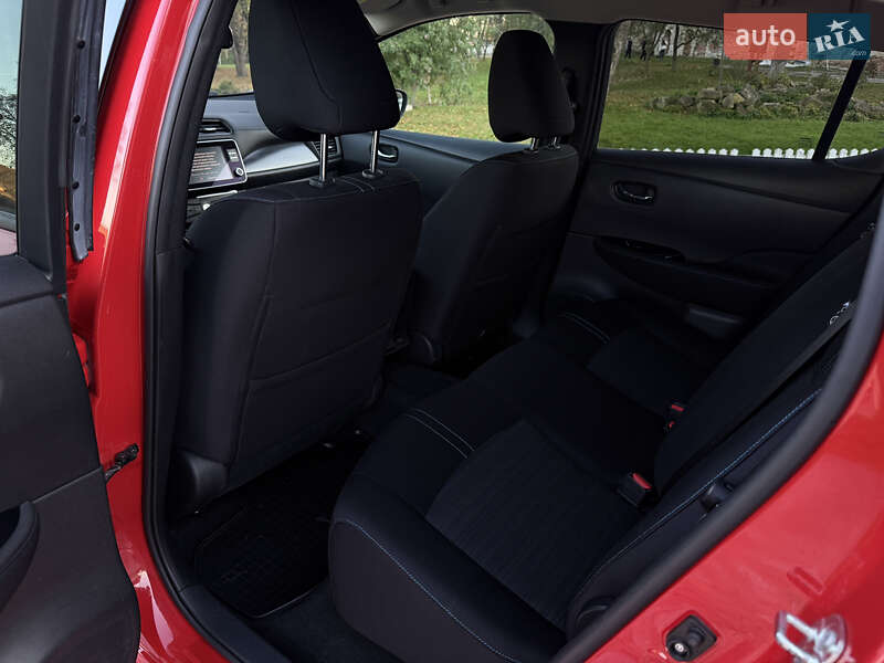 Хэтчбек Nissan Leaf 2020 в Тернополе фото 20 Хэтчбек Nissan Leaf 2020 в Тернополе