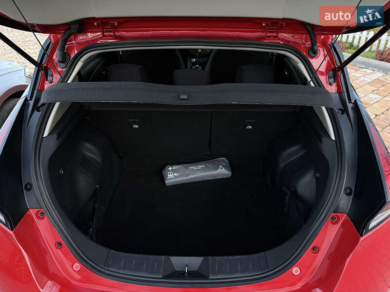 Хэтчбек Nissan Leaf 2020 в Тернополе фото 28 Хэтчбек Nissan Leaf 2020 в Тернополе