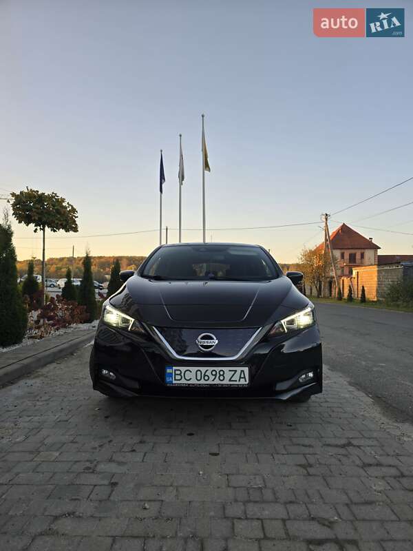 Хэтчбек Nissan Leaf 2018 в Трускавце