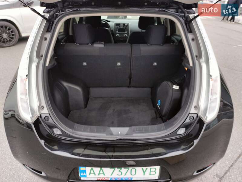 Хетчбек Nissan Leaf 2016 в Києві фото 11 Хетчбек Nissan Leaf 2016 в Києві
