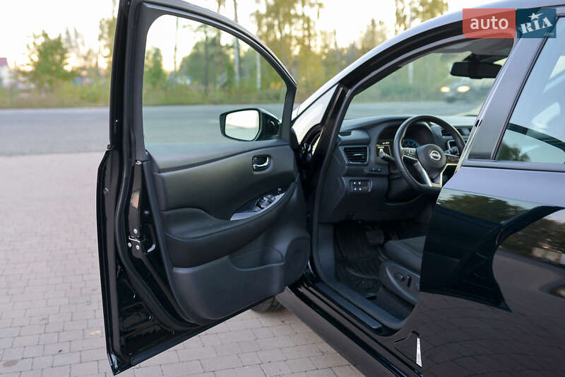 Хэтчбек Nissan Leaf 2023 в Турийске фото 23 Хэтчбек Nissan Leaf 2023 в Турийске