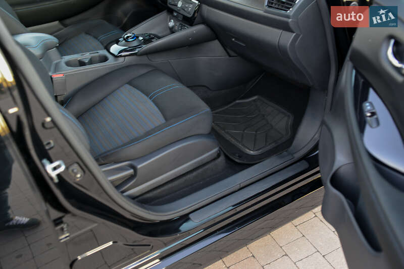 Хэтчбек Nissan Leaf 2023 в Турийске фото 47 Хэтчбек Nissan Leaf 2023 в Турийске