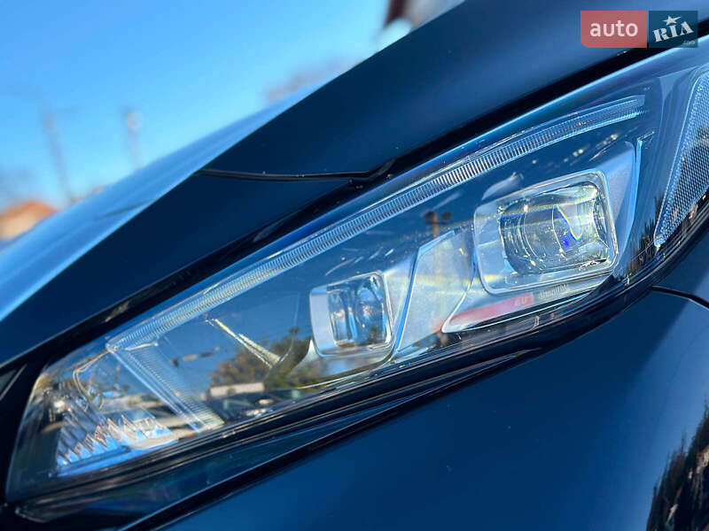 Хетчбек Nissan Leaf 2018 в Вінниці