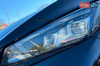 Хэтчбек Nissan Leaf 2018 в 