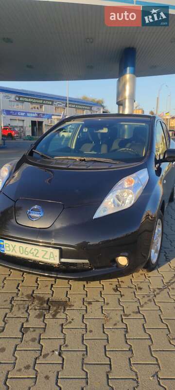 Хетчбек Nissan Leaf 2016 в Хмельницькому