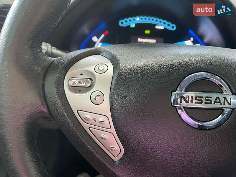 Хэтчбек Nissan Leaf 2013 в Стрые фото 32 Хэтчбек Nissan Leaf 2013 в Стрые