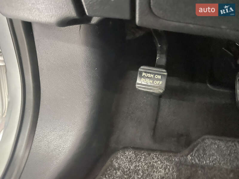 Хэтчбек Nissan Leaf 2013 в Стрые фото 40 Хэтчбек Nissan Leaf 2013 в Стрые