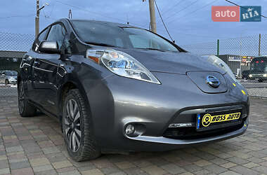 Хэтчбек Nissan Leaf 2014 в Стрые Хэтчбек Nissan Leaf 2014 в Стрые