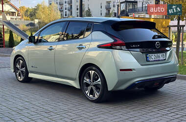 Хэтчбек Nissan Leaf 2018 в 