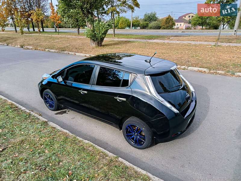 Хетчбек Nissan Leaf 2013 в Харкові фото 9 Хетчбек Nissan Leaf 2013 в Харкові