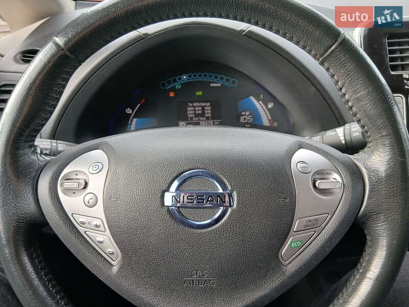 Хетчбек Nissan Leaf 2015 в Києві
