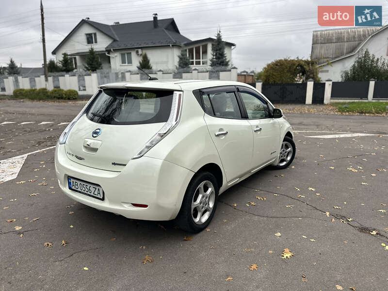 Хетчбек Nissan Leaf 2012 в Вінниці