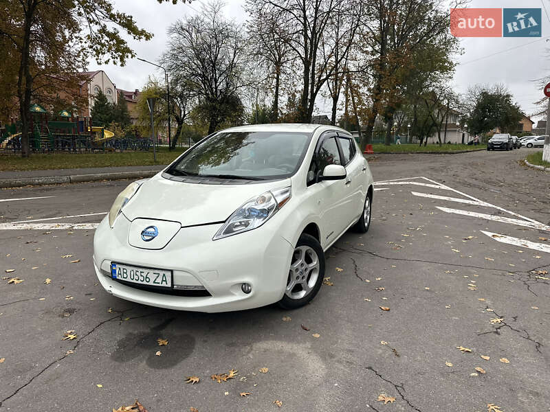 Хетчбек Nissan Leaf 2012 в Вінниці