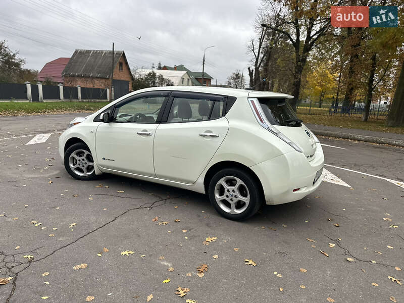 Хетчбек Nissan Leaf 2012 в Вінниці