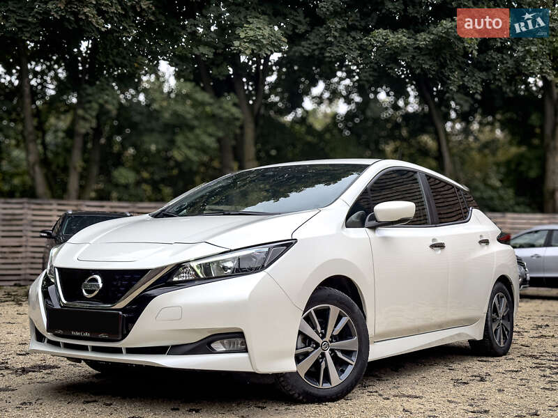 Хетчбек Nissan Leaf 2021 в Бродах