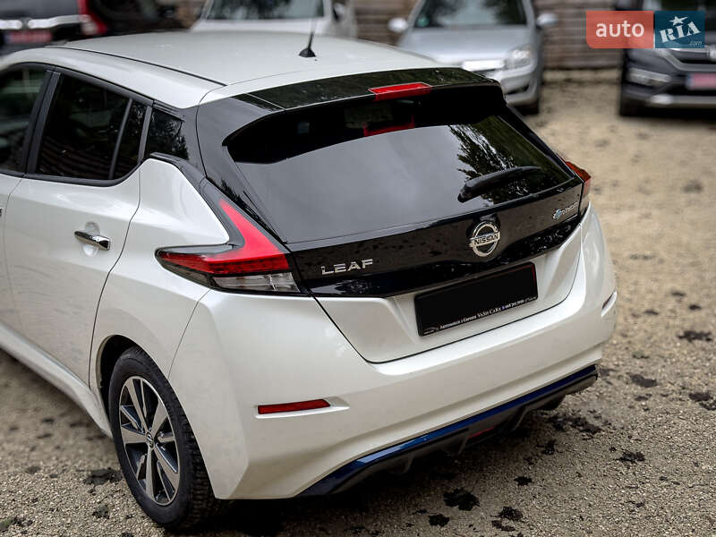 Хетчбек Nissan Leaf 2021 в Бродах