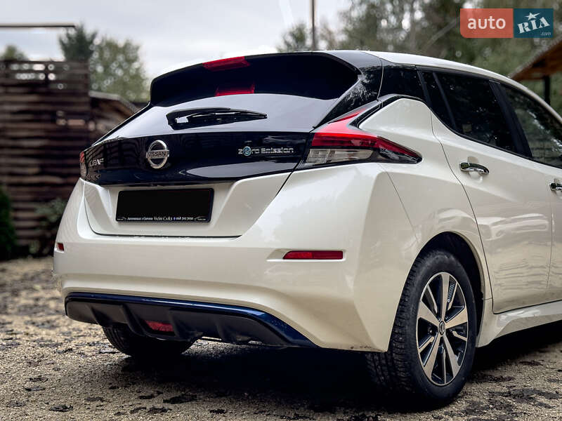 Хетчбек Nissan Leaf 2021 в Бродах