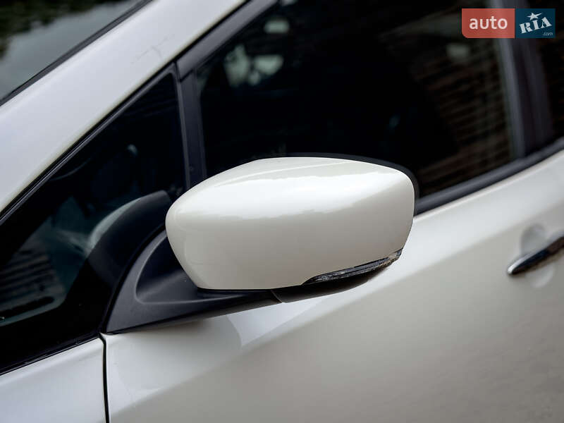 Хетчбек Nissan Leaf 2021 в Бродах