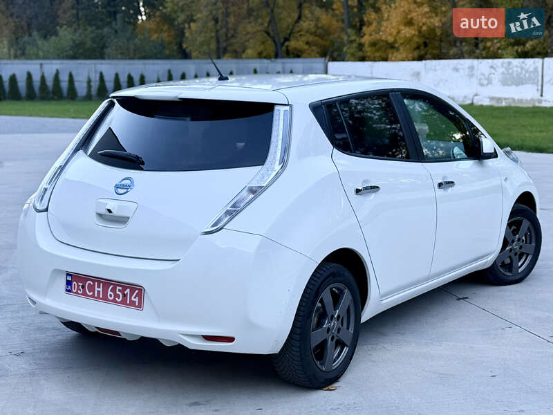 Хэтчбек Nissan Leaf 2014 в Луцке