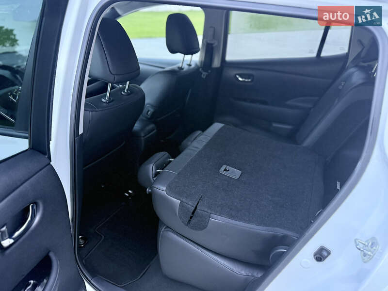 Хэтчбек Nissan Leaf 2014 в Луцке