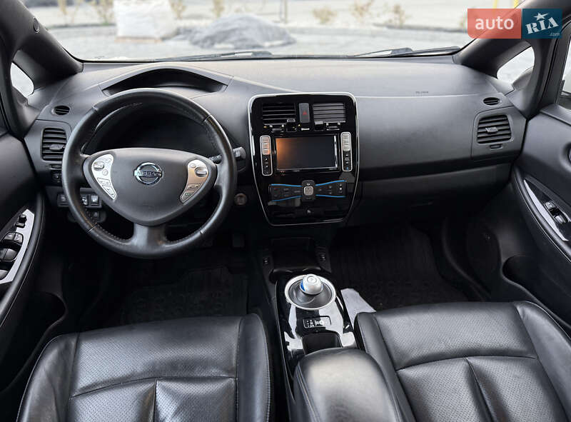 Хэтчбек Nissan Leaf 2014 в Городке фото 7 Хэтчбек Nissan Leaf 2014 в Городке
