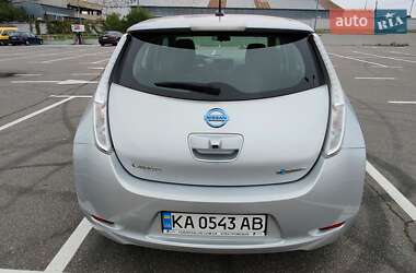 Хэтчбек Nissan Leaf 2016 в 