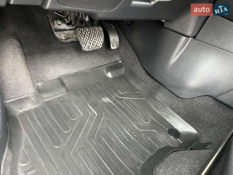Хэтчбек Nissan Leaf 2018 в Ровно фото 22 Хэтчбек Nissan Leaf 2018 в Ровно