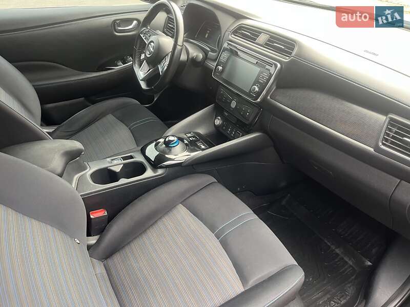 Хэтчбек Nissan Leaf 2018 в Ровно фото 27 Хэтчбек Nissan Leaf 2018 в Ровно