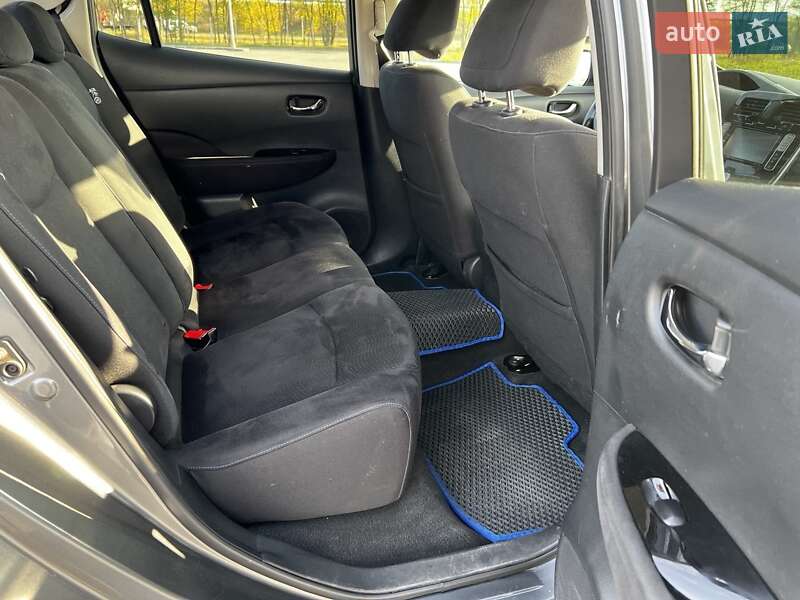Хэтчбек Nissan Leaf 2014 в Днепре фото 10 Хэтчбек Nissan Leaf 2014 в Днепре