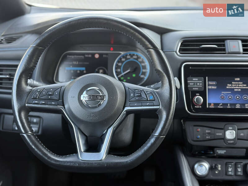 Хэтчбек Nissan Leaf 2019 в Ровно