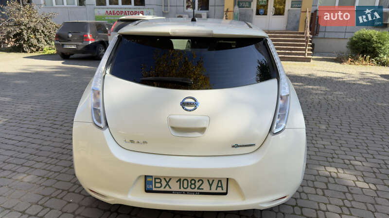 Хэтчбек Nissan Leaf 2013 в Каменец-Подольском фото 4 Хэтчбек Nissan Leaf 2013 в Каменец-Подольском