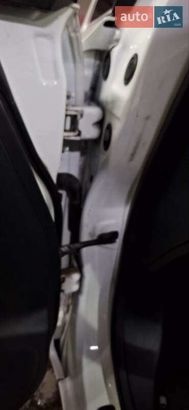 Хэтчбек Nissan Leaf 2013 в Ровно