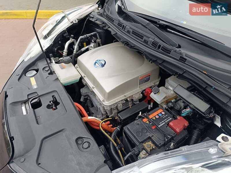 Хэтчбек Nissan Leaf 2015 в Ровно фото 89 Хэтчбек Nissan Leaf 2015 в Ровно