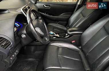 Хэтчбек Nissan Leaf 2013 в Днепре