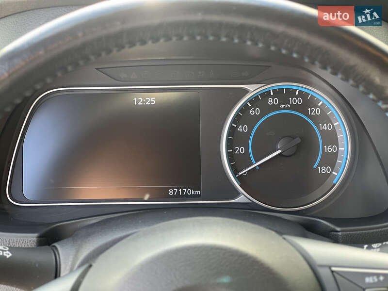 Хэтчбек Nissan Leaf 2019 в Луцке